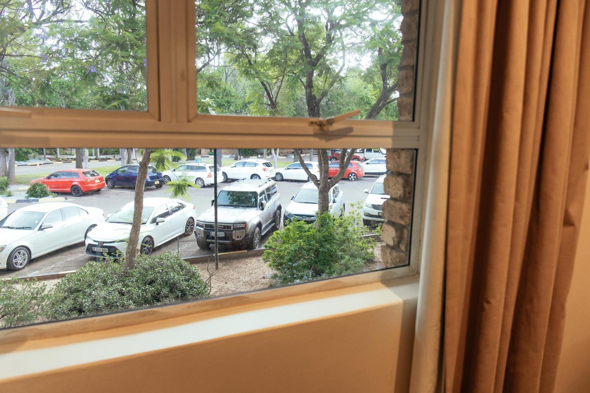 Cresta Lodge Gaborone Dış mekan fotoğraf